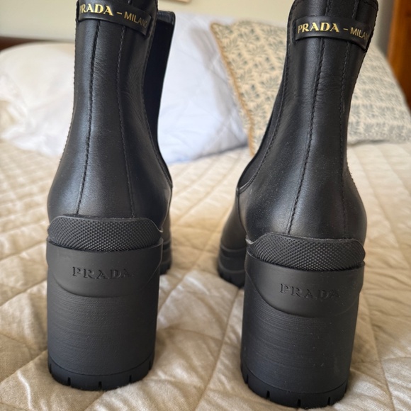 Prada boots - Picture 4 of 4